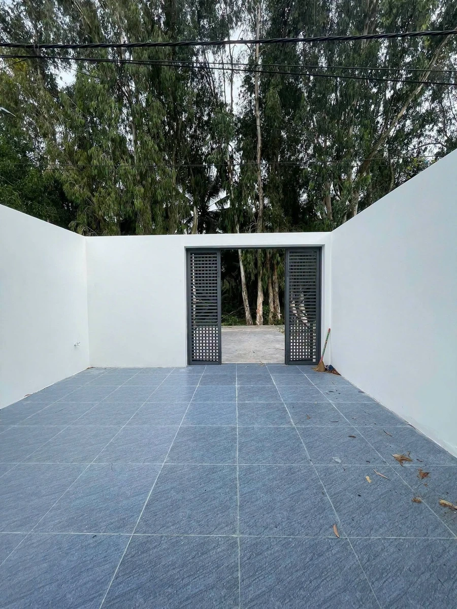 Bán nhà mặt tiền Hồ Thị Nghiêm Rạch Giá, 140m² 2PN, 1 tỷ 850 triệu - Ảnh thu nhỏ 5
