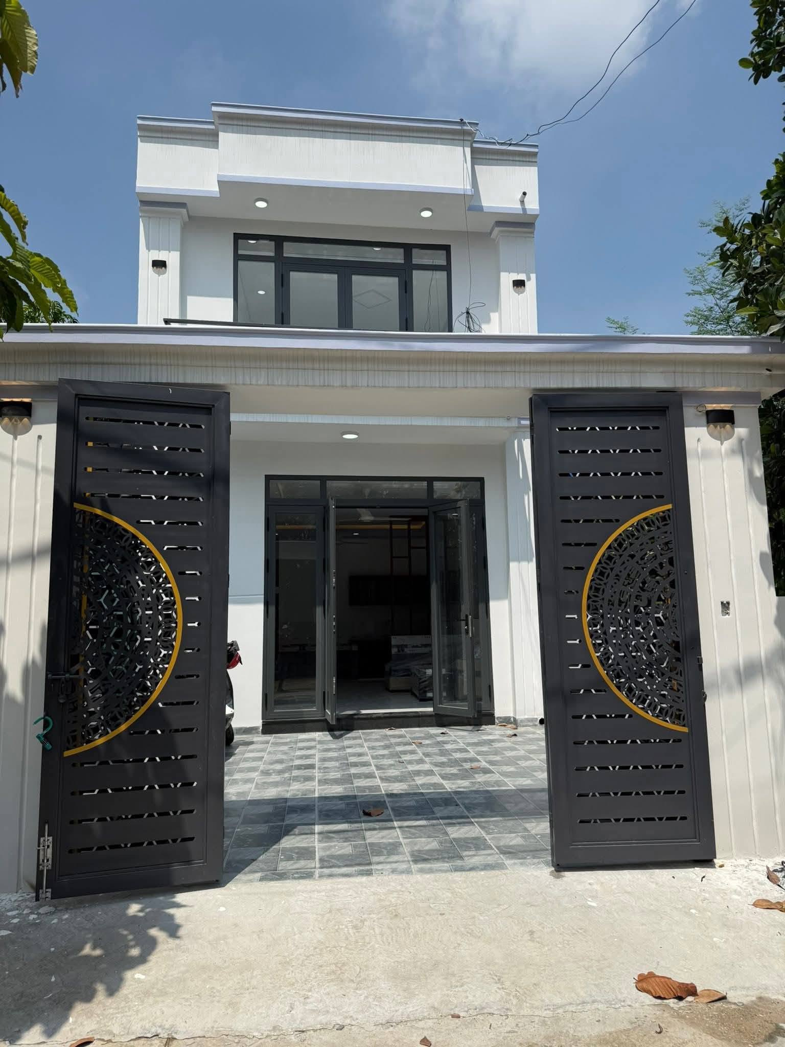 Bán nhà 1 trệt 1 lầu 85m² Bến Cát 2 tỷ 180