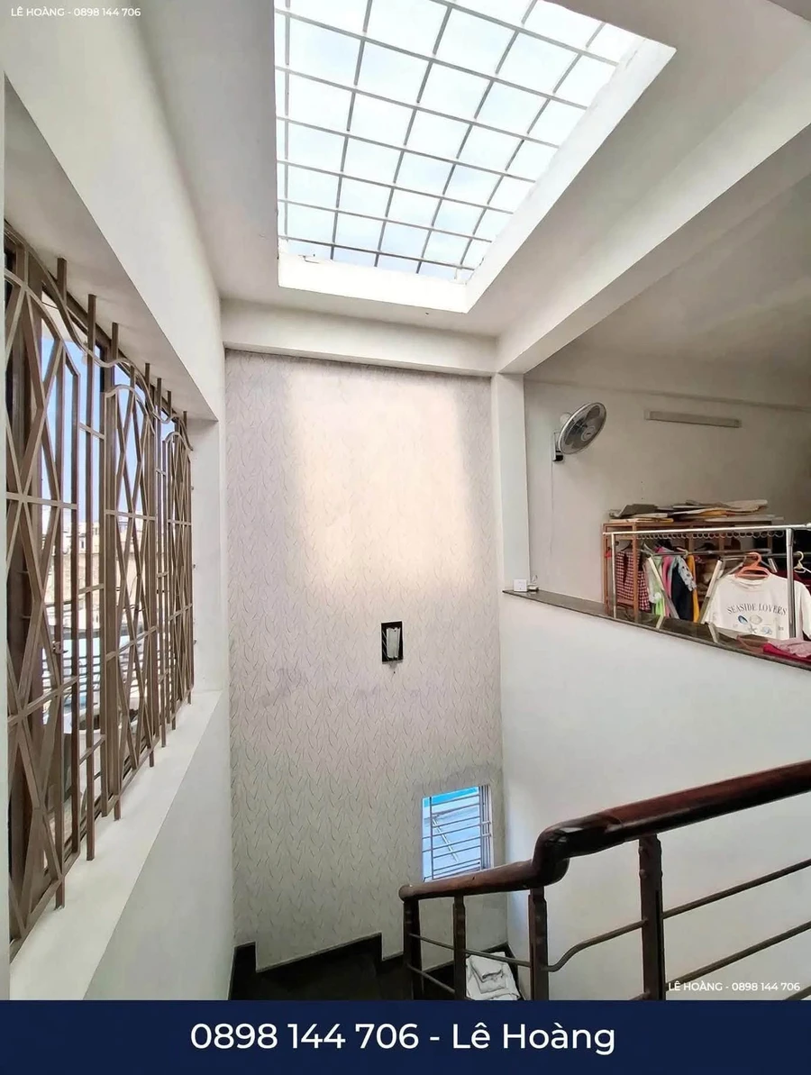 Bán nhà hẻm Lạc Long Quân 67m2 4 tầng 9 tỷ - Ảnh thu nhỏ 4
