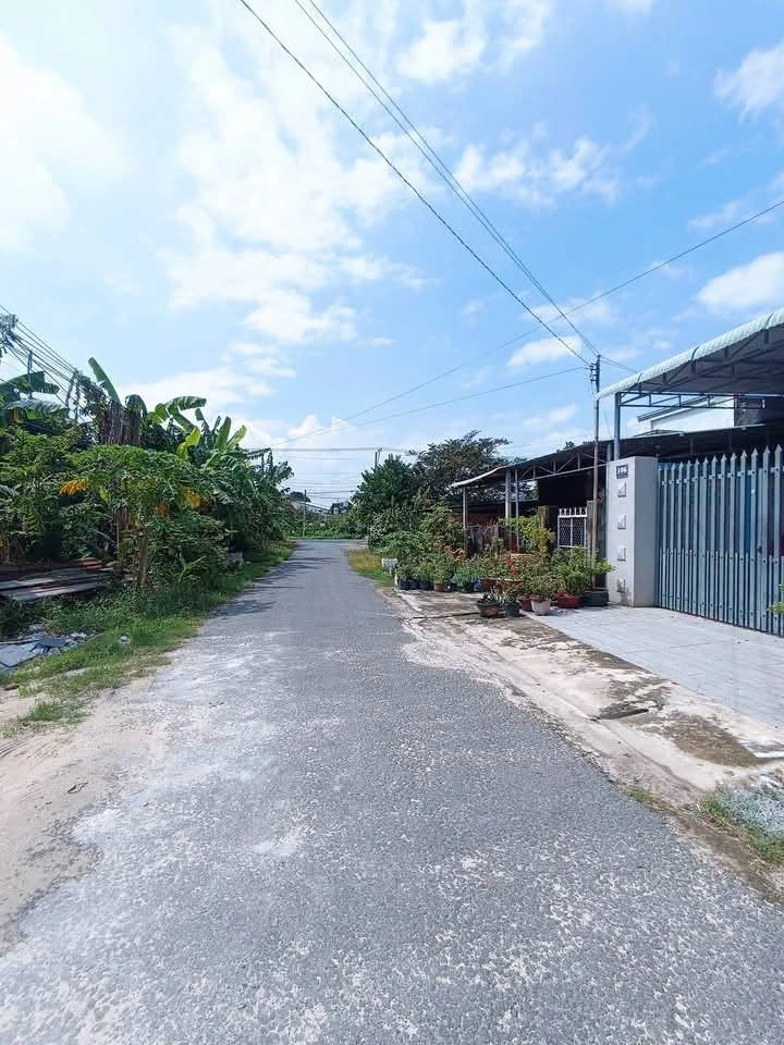 Bán nhà xây mới 3PN 70m2 Tây Ninh 1tỷ260 - Ảnh 1
