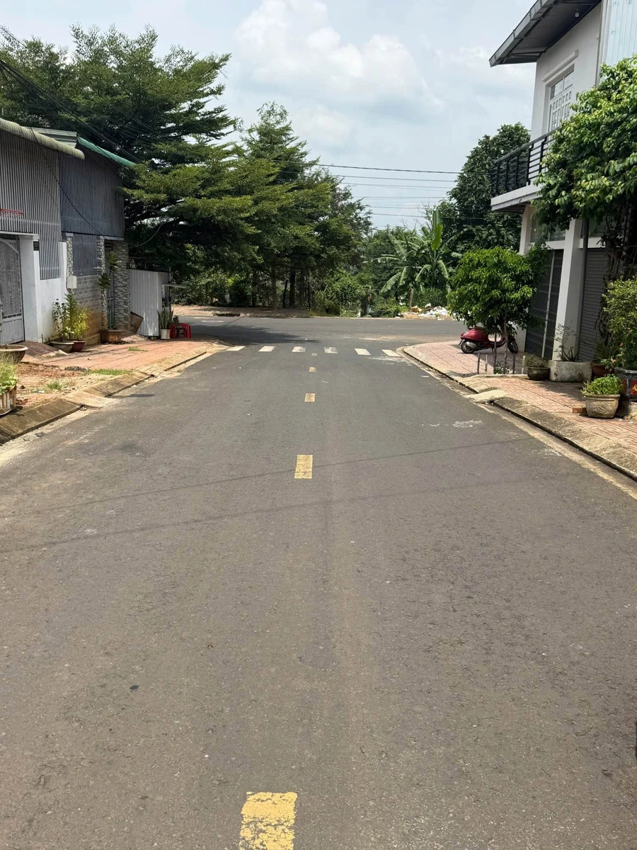 Bán nhà mặt tiền đường Phan Huy Ích 5x29,88m, 3 phòng ngủ, giá 5,1 tỷ - Ảnh thu nhỏ 2