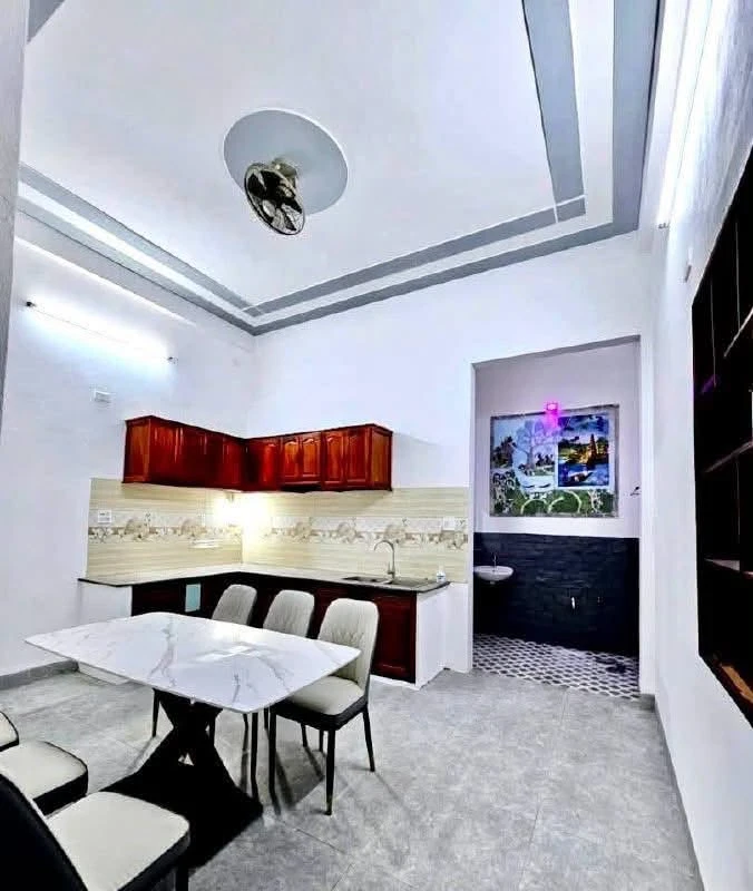 Bán nhà mặt tiền 3 tầng 80m² Quy Nhơn - Ảnh 1