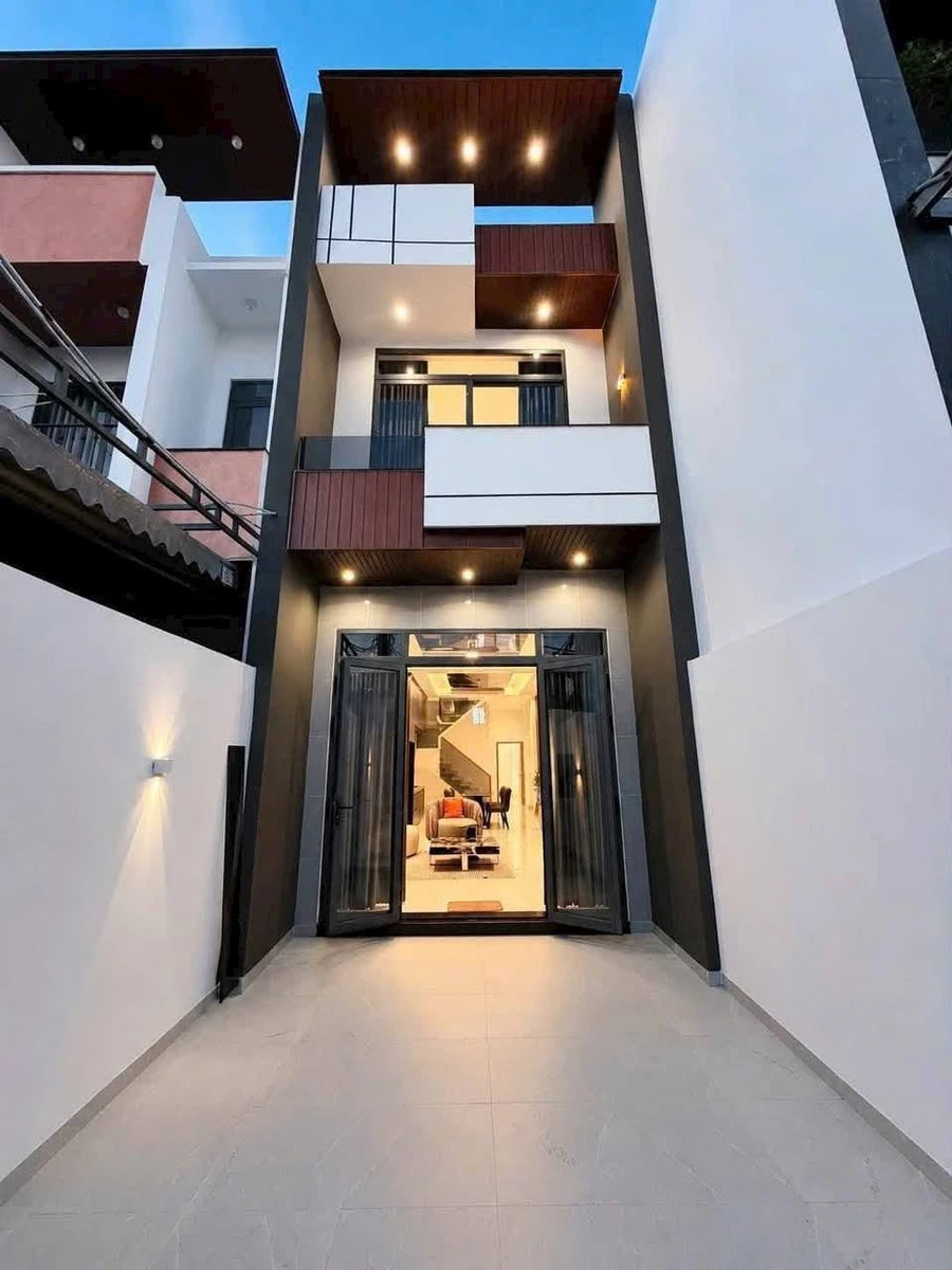 Bán nhà phố 140m² 3 phòng ngủ Biên Hoà 4 tỷ 650 - Ảnh 1