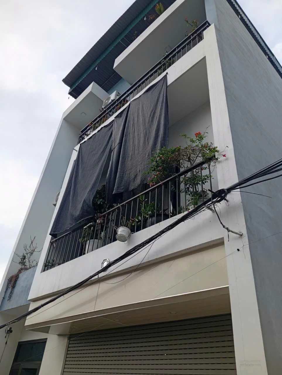 Bán nhà 3 tầng 70m2 Phường Hạ Long giá 3 tỷ - Ảnh 1