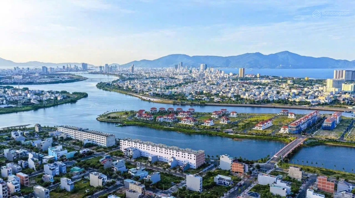 Nổi bật căn 1Br+ tầng cao FourS Tower giá TTS full thuế phí 2,42 tỷ, Studio giá full TTS từ 1,6 tỷ - Ảnh 1