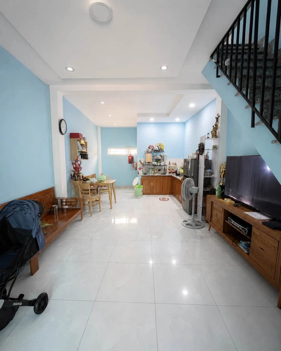 Bán nhà 2 tầng 55m² 2PN 2WC hẻm ô tô Hiệp Bình, gần Quốc Lộ 13 giá 5,4 tỷ - Ảnh thu nhỏ 3