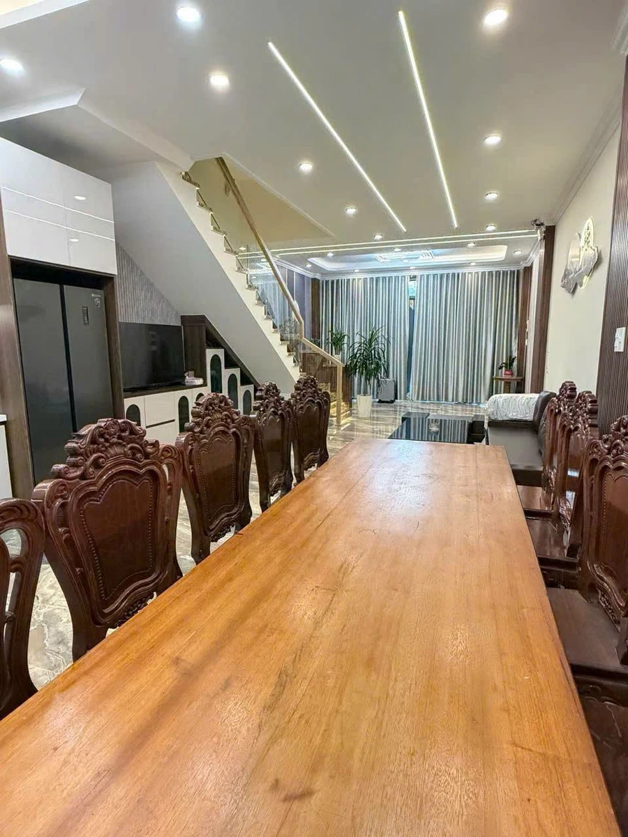 Bán nhà 2 mặt tiền 5PN 65m² Đà Lạt 8,2 tỷ - Ảnh thu nhỏ 4