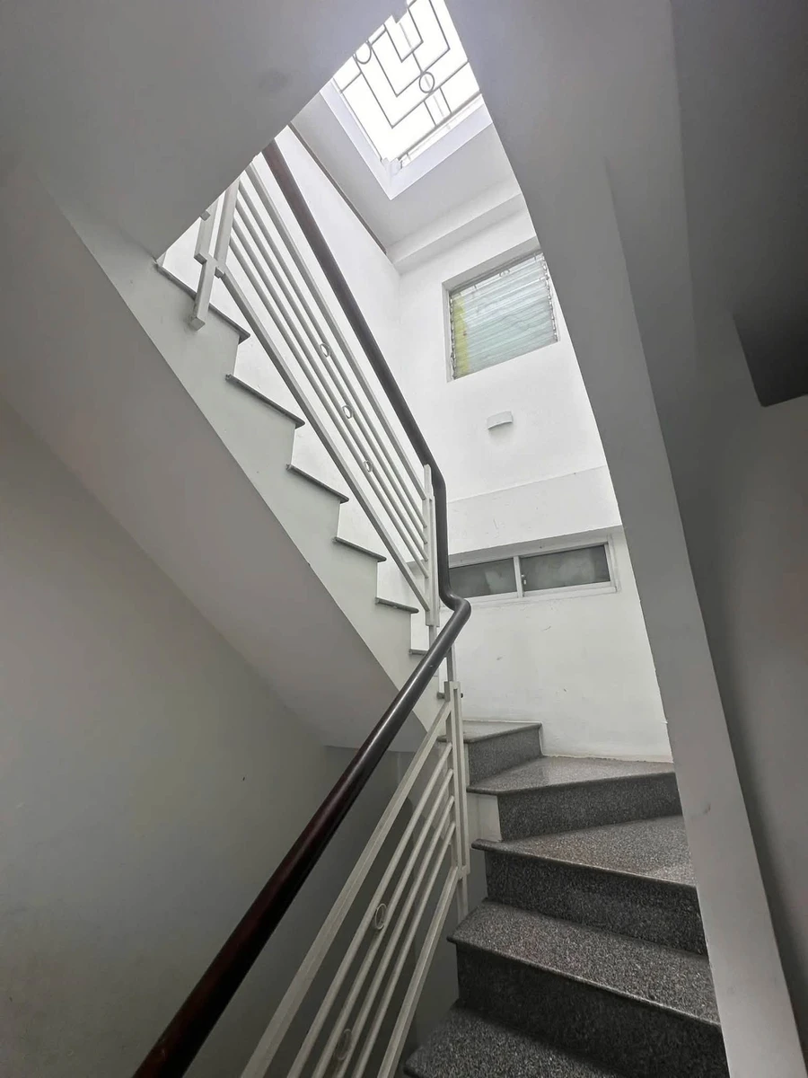 Bán nhà mặt tiền Lê Hồng Phong 36.6m2, 2 phòng ngủ, 6.5 tỷ - Ảnh thu nhỏ 2
