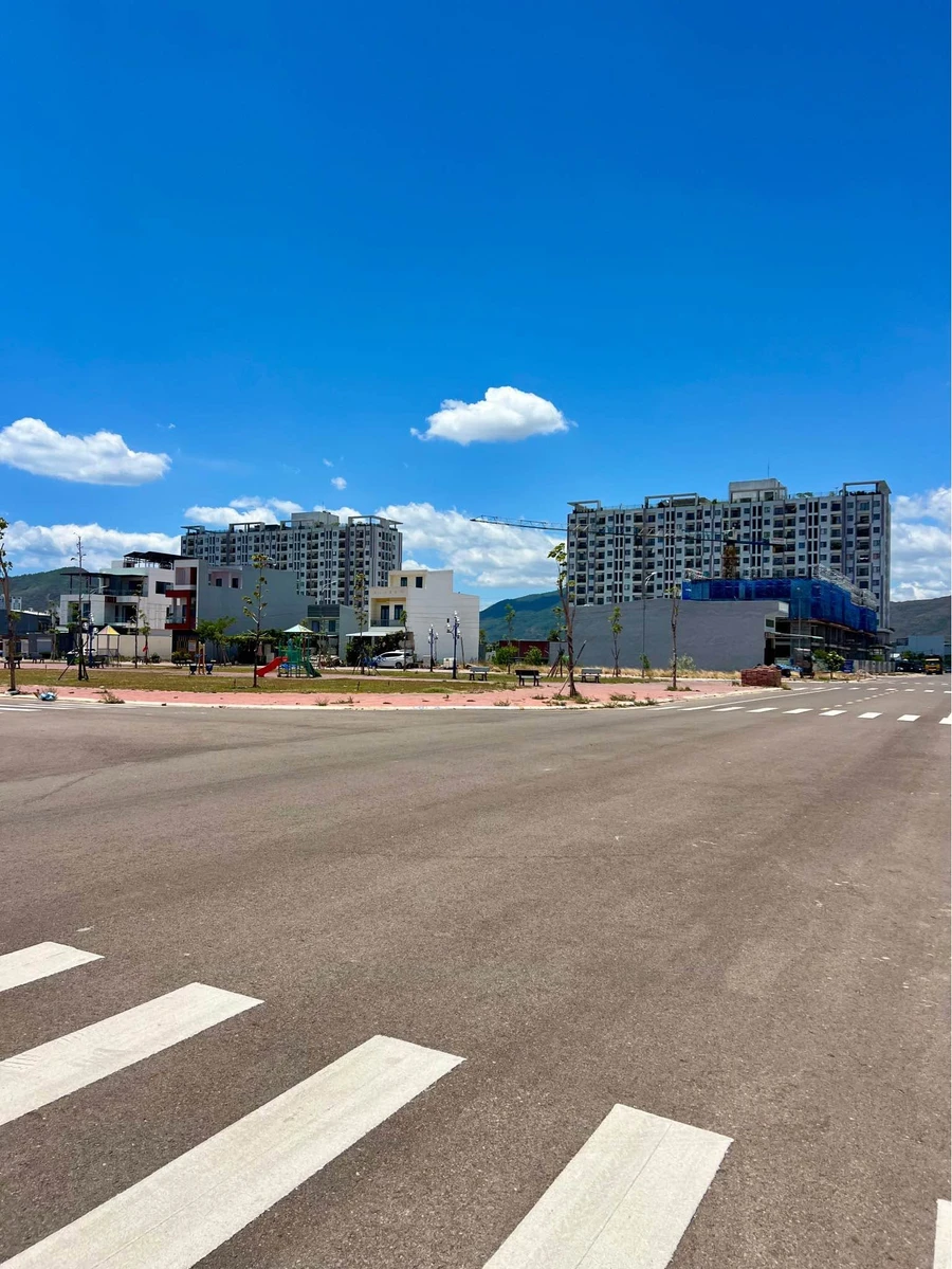 Bán đất mặt tiền 42m² khu Chợ Dinh Quy Nhơn - Ảnh thu nhỏ 3