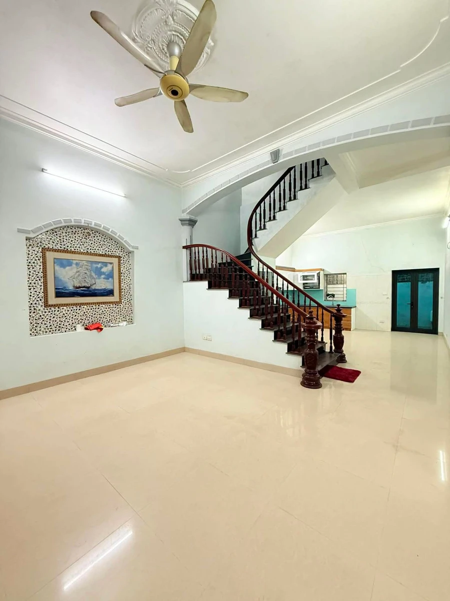 Bán đất tặng nhà 3 tầng 77m² Long Biên Hà Nội giá 11.6 tỷ - Ảnh thu nhỏ 2