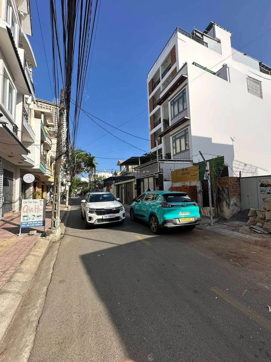 Bán nhà 4 tầng mặt tiền Cao Văn Bé 52m² Nha Trang gần biển - Ảnh thu nhỏ 3