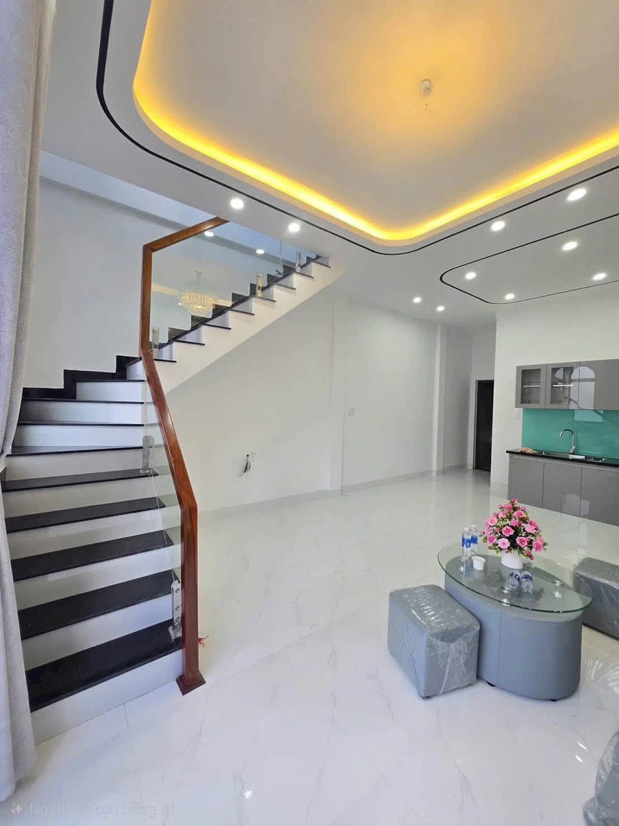 Bán nhà 1 tầng 50m² hẻm Lạc Long Quân, 3PN - Ảnh thu nhỏ 2