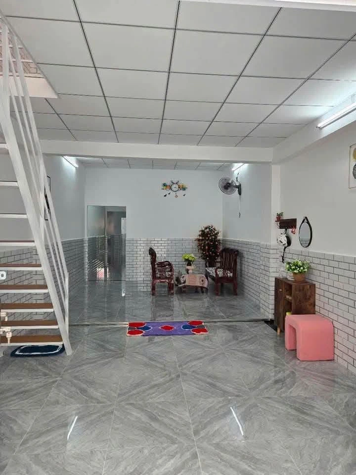 Bán nhà hẻm 96m² 2 PN Phạm Ngọc Thạch Rạch Giá - Ảnh thu nhỏ 2