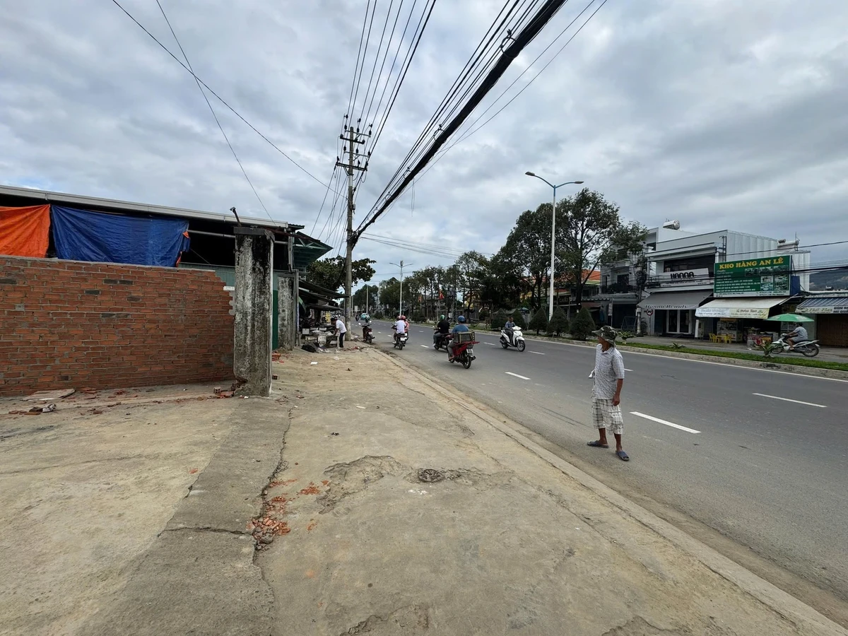 Bán đất mặt tiền đường 23/10, 201m², Phường Tây Nha Trang, giá 9,045 tỷ - Ảnh thu nhỏ 3