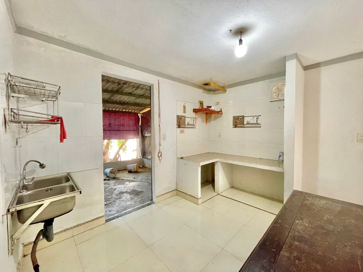 Bán nhà gác lửng 2 mặt tiền 137m2 Hương Vinh Bình Chánh 1,65 tỷ - Ảnh thu nhỏ 4