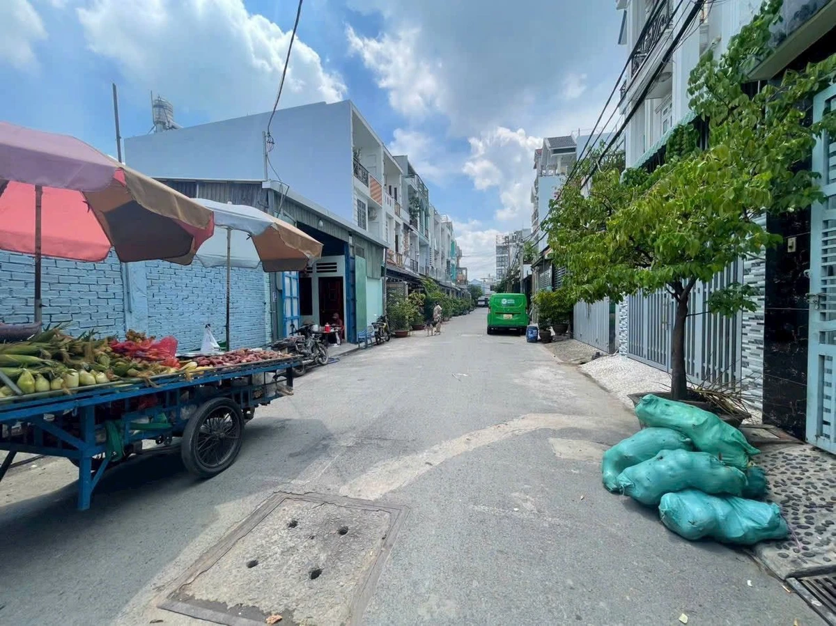 Bán đất thổ cư 4x14m (56m2) sổ hồng riêng, hẻm nhựa 8m đường Liên Khu 5-6, Bình Tân - Ảnh 1