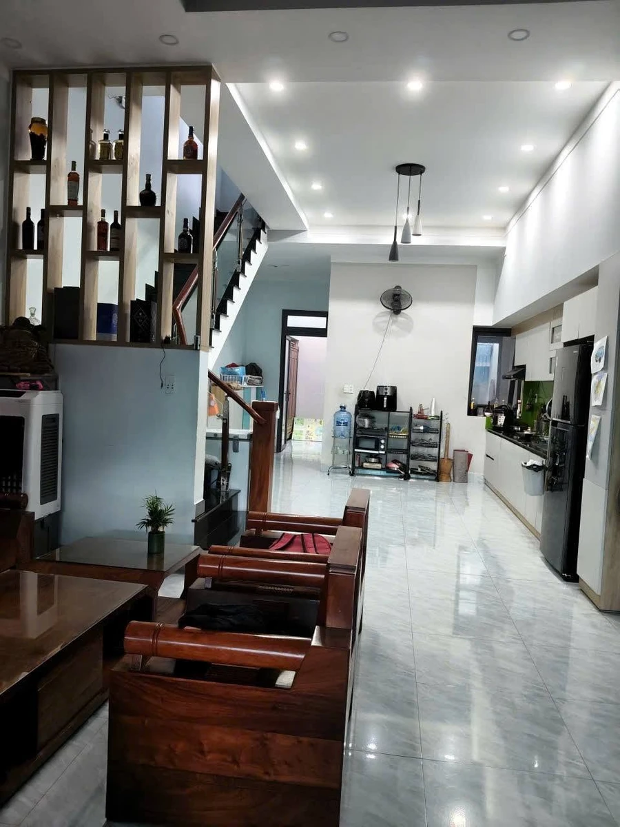 Bán nhà hẻm 100m² 3 phòng ngủ 3,5 tỷ Tân An - Ảnh thu nhỏ 3