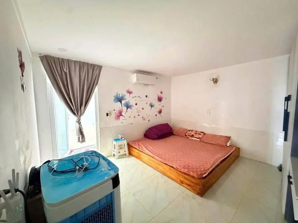 Bán nhà 3 phòng ngủ sân ô tô Tân Lợi 3 tỷ 3 - Ảnh thu nhỏ 2