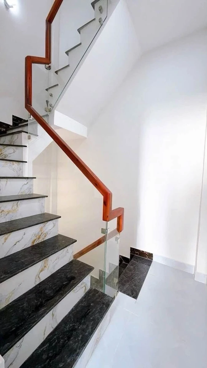 Bán nhà mặt tiền đường 6m 5 tầng 3PN 4WC, 21m2, Vĩnh Hội, Quận 4, giá 6,498 tỷ - Ảnh thu nhỏ 3