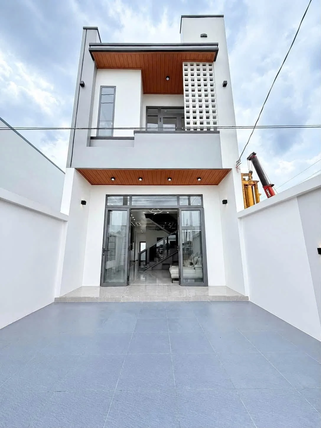 Nhà bán 1 lầu 3 phòng ngủ 103m2 Cần Giuộc, sát TP.HCM - Ảnh 1