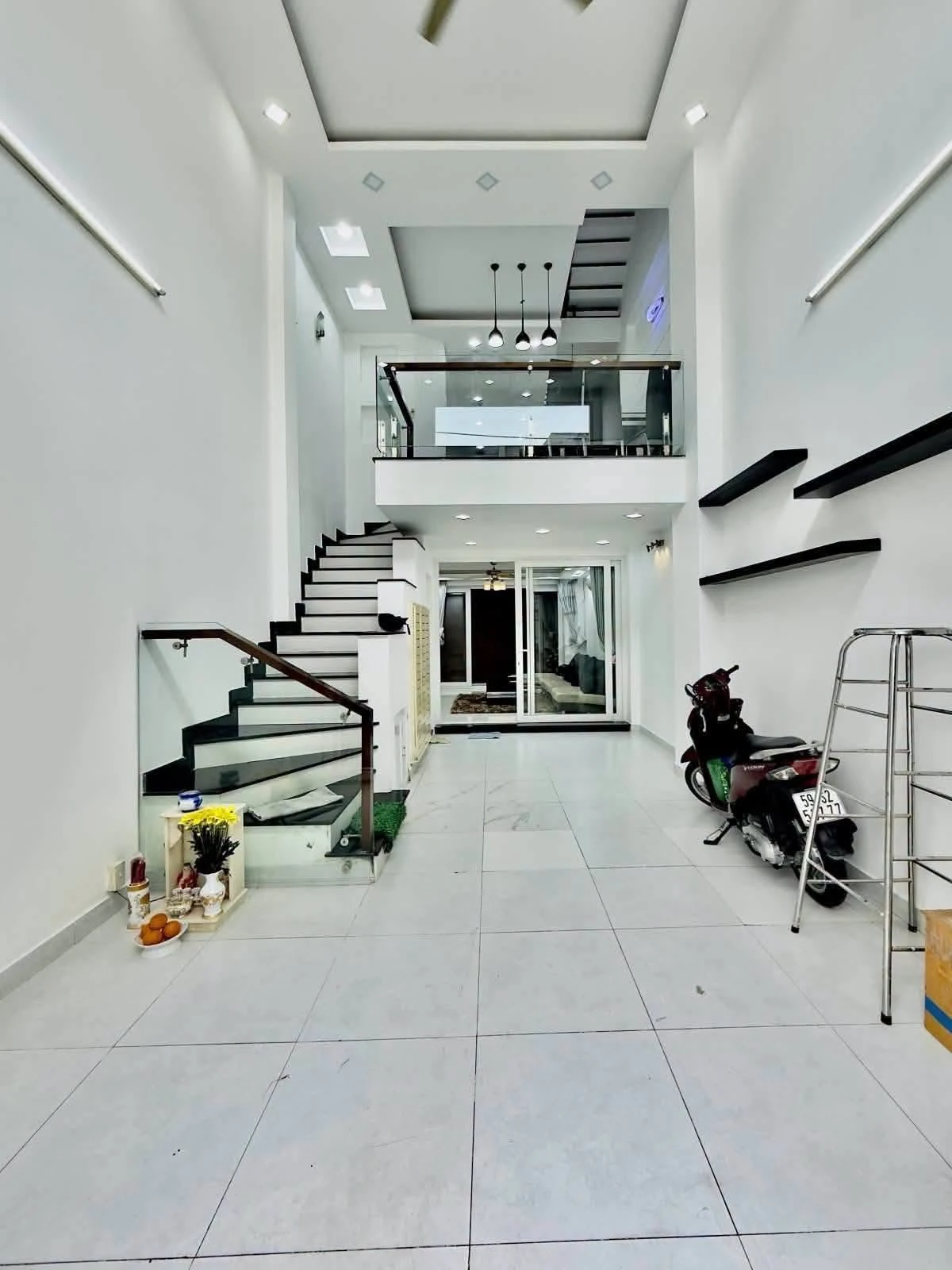 Bán nhà xe hơi 4 phòng ngủ 55m² Bình Thạnh 11 tỷ - Ảnh 1
