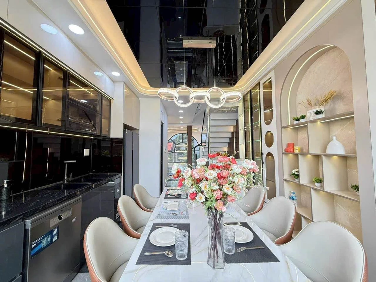 Bán nhà phố 4 tầng full nội thất 4x15m, 4PN, hẻm xe hơi, Thạnh Xuân, Quận 12 - Ảnh thu nhỏ 5