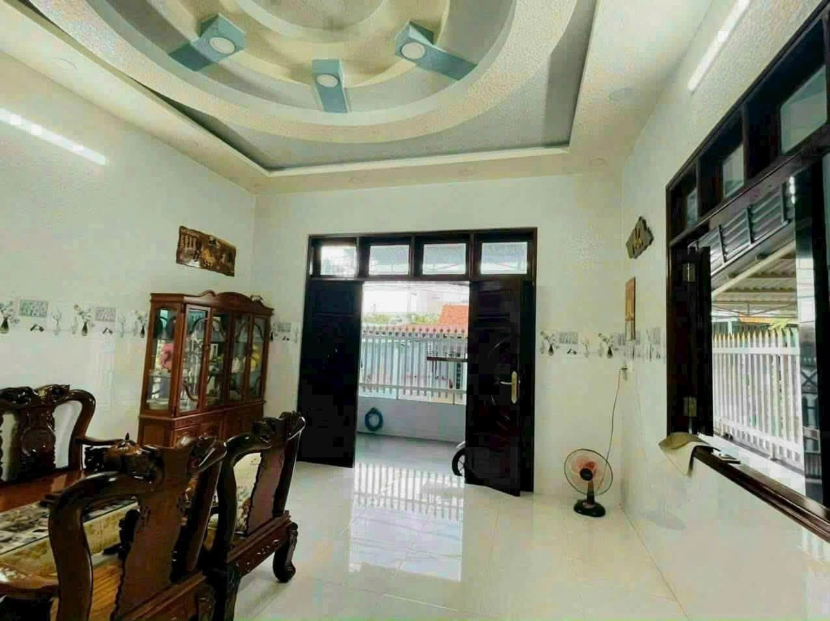 Bán nhà 2 phòng ngủ 141m2 đường Nguyễn Thông Tân An, Long An - Ảnh thu nhỏ 3