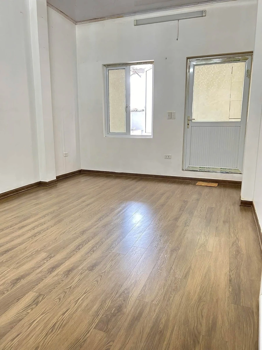 Bán nhà 3 tầng 42m² 3PN Trần Nguyên Hãn giá 2,6 tỷ - Ảnh thu nhỏ 4