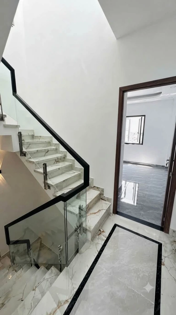 Bán nhà 5 tầng 4x16m, 5PN, đường Tân Kỳ Tân Quý gần AEON Tân Phú, giá 7 tỷ - Ảnh thu nhỏ 2
