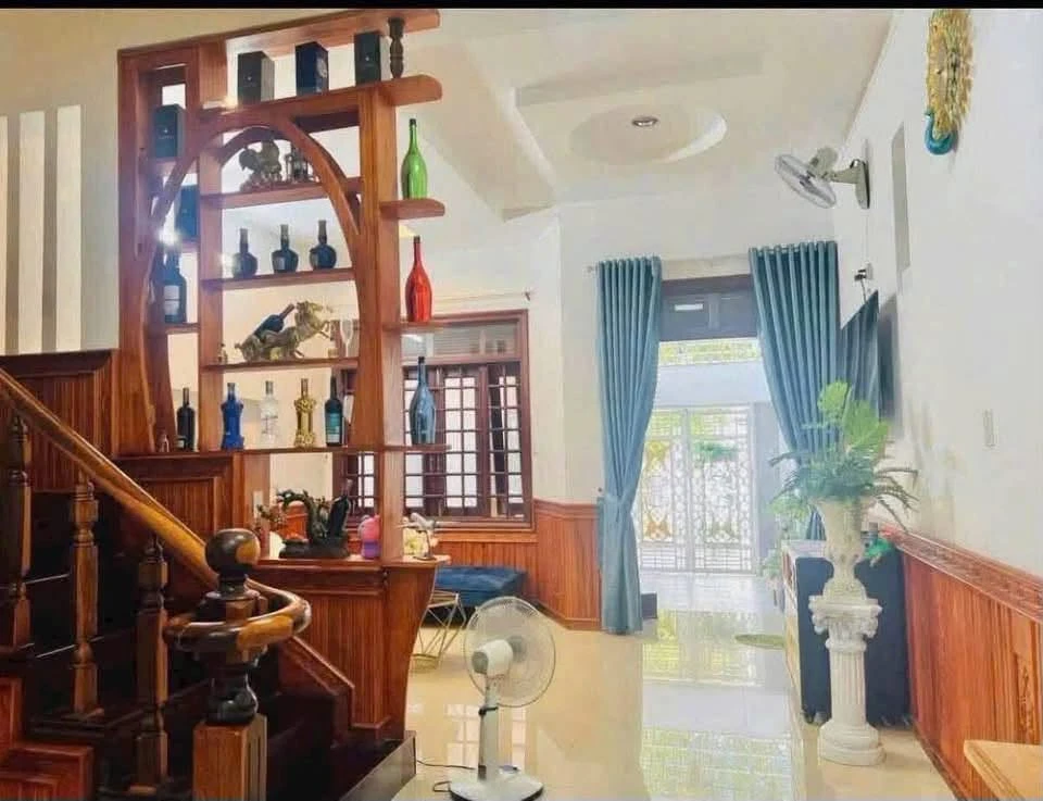 Bán nhà lầu mặt tiền kinh doanh 184m² Phan Thiết - Ảnh thu nhỏ 4