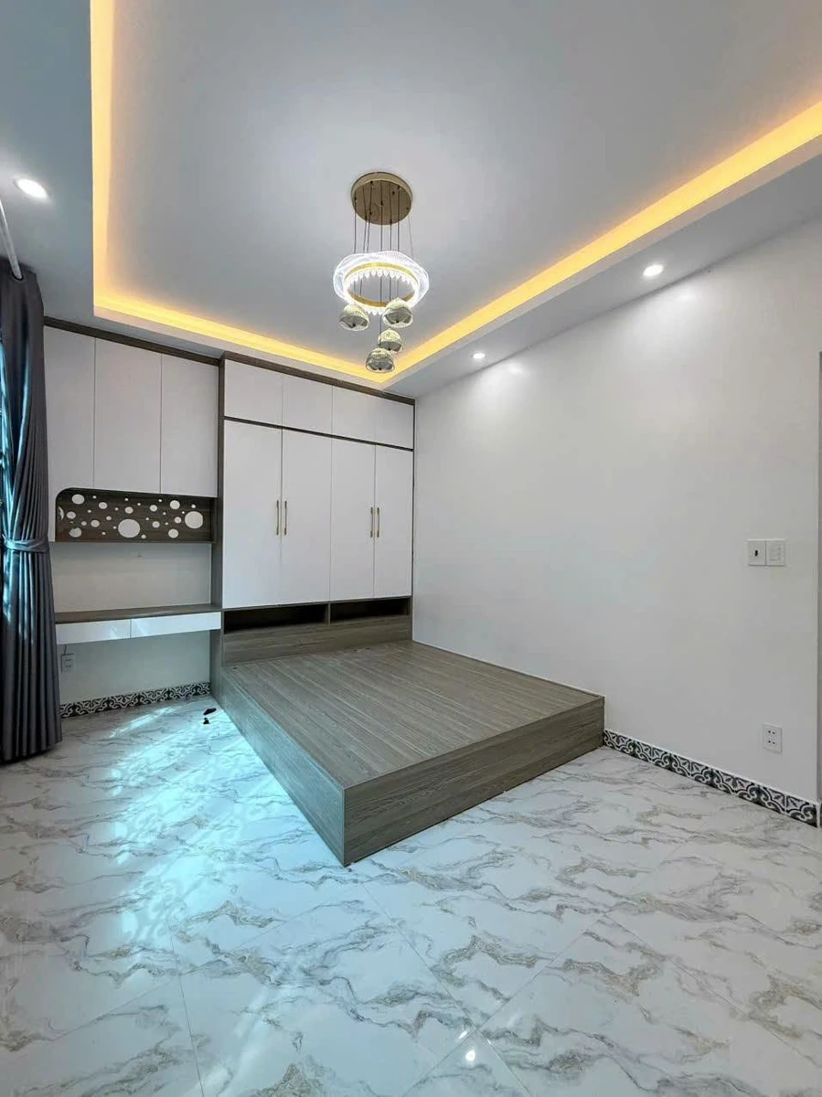 Bán nhà 3 tầng Cát Dài Hai Bà Trưng, 47,2m², 3,8 tỷ - Ảnh thu nhỏ 2