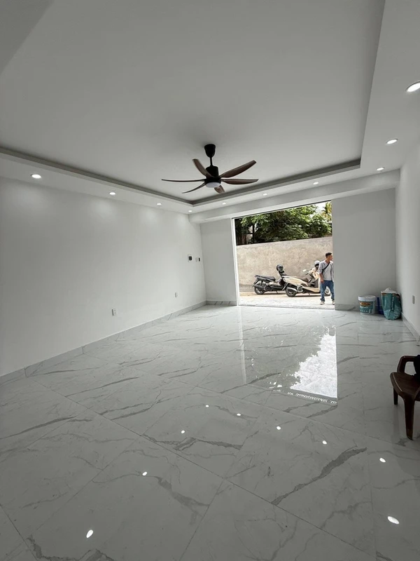 Bán nhà 71m2 3 tầng 4 phòng ngủ Hồng Thái Hải Phòng 1.8 tỷ