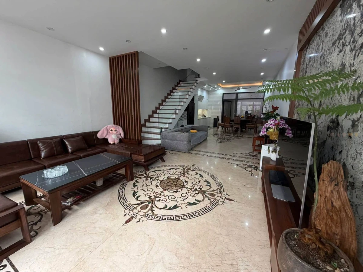 Bán nhà liền kề Greenbay village Bãi Cháy 90m2, 4 tầng 10.5 tỷ - Ảnh thu nhỏ 2