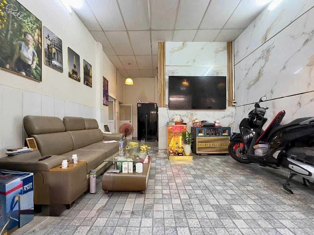 Bán nhà 2PN Khánh Hội Q.4, 71.76m2, 5 tỷ - Ảnh thu nhỏ 2