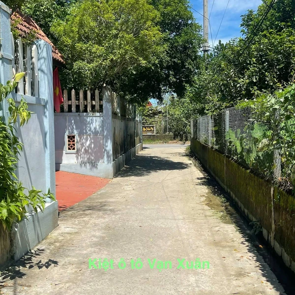 Bán nhà gác lửng kiệt ô tô đường Vạn Xuân, 63m2, giá 1,75 tỷ, Kim Long, Huế
