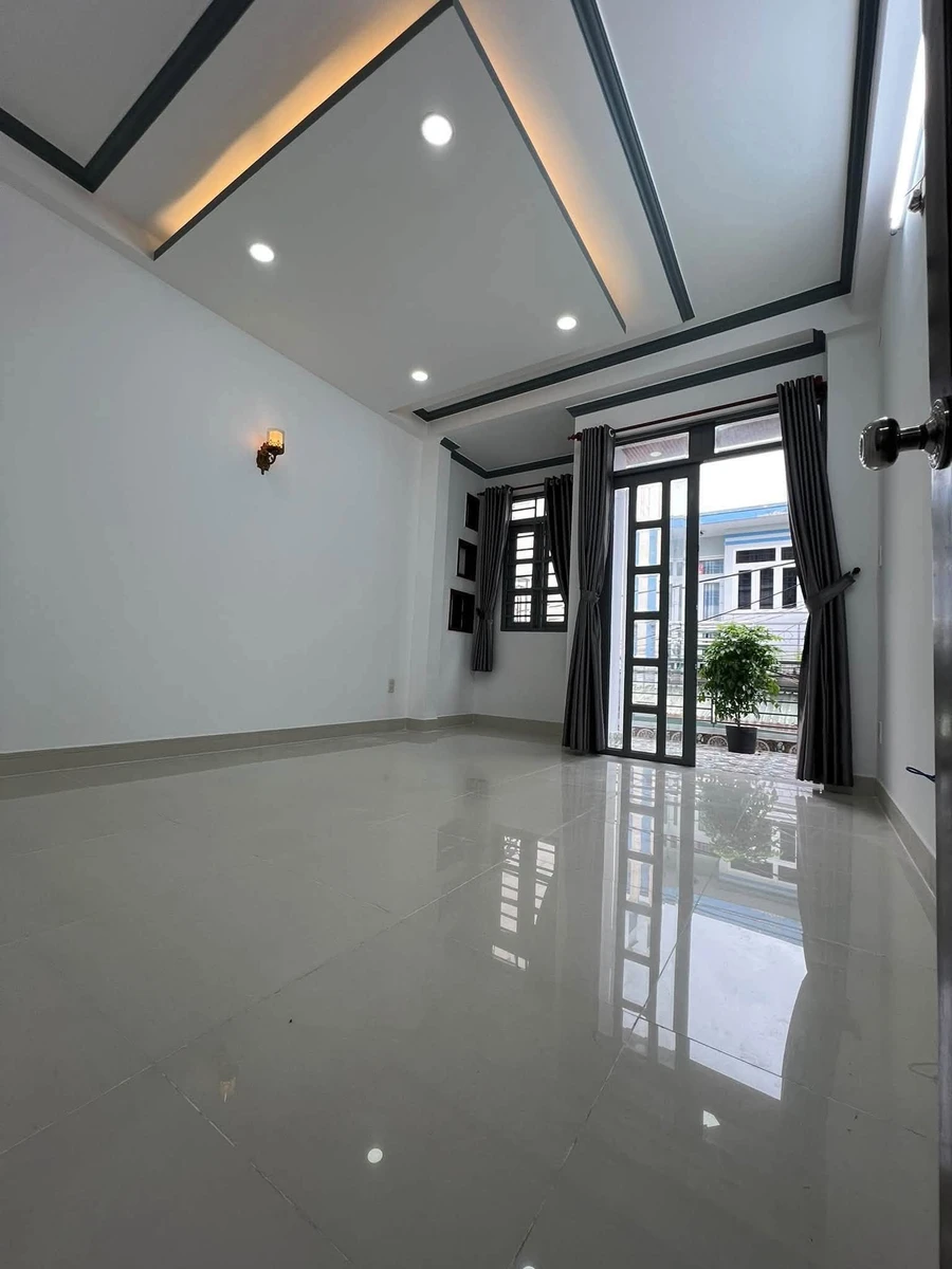 Bán nhà 3 tầng sân thượng 4x18 hẻm xe hơi gần chợ Bình Thành, Bình Tân giá 5,08 tỷ - Ảnh thu nhỏ 4