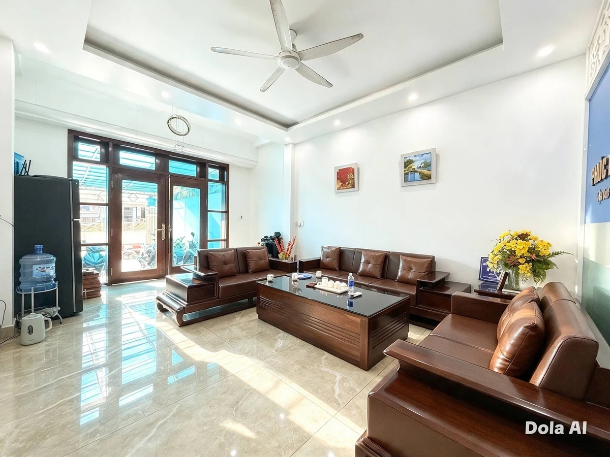 Bán nhà 4 tầng 114m² mặt đường Tôn Đức Thắng, giá 10 tỷ - Ảnh thu nhỏ 3