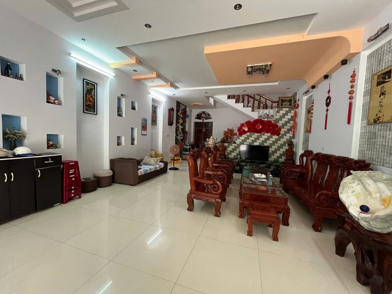 Bán nhà mặt tiền 4PN 120m2 Tuy Hòa 8,5 tỷ