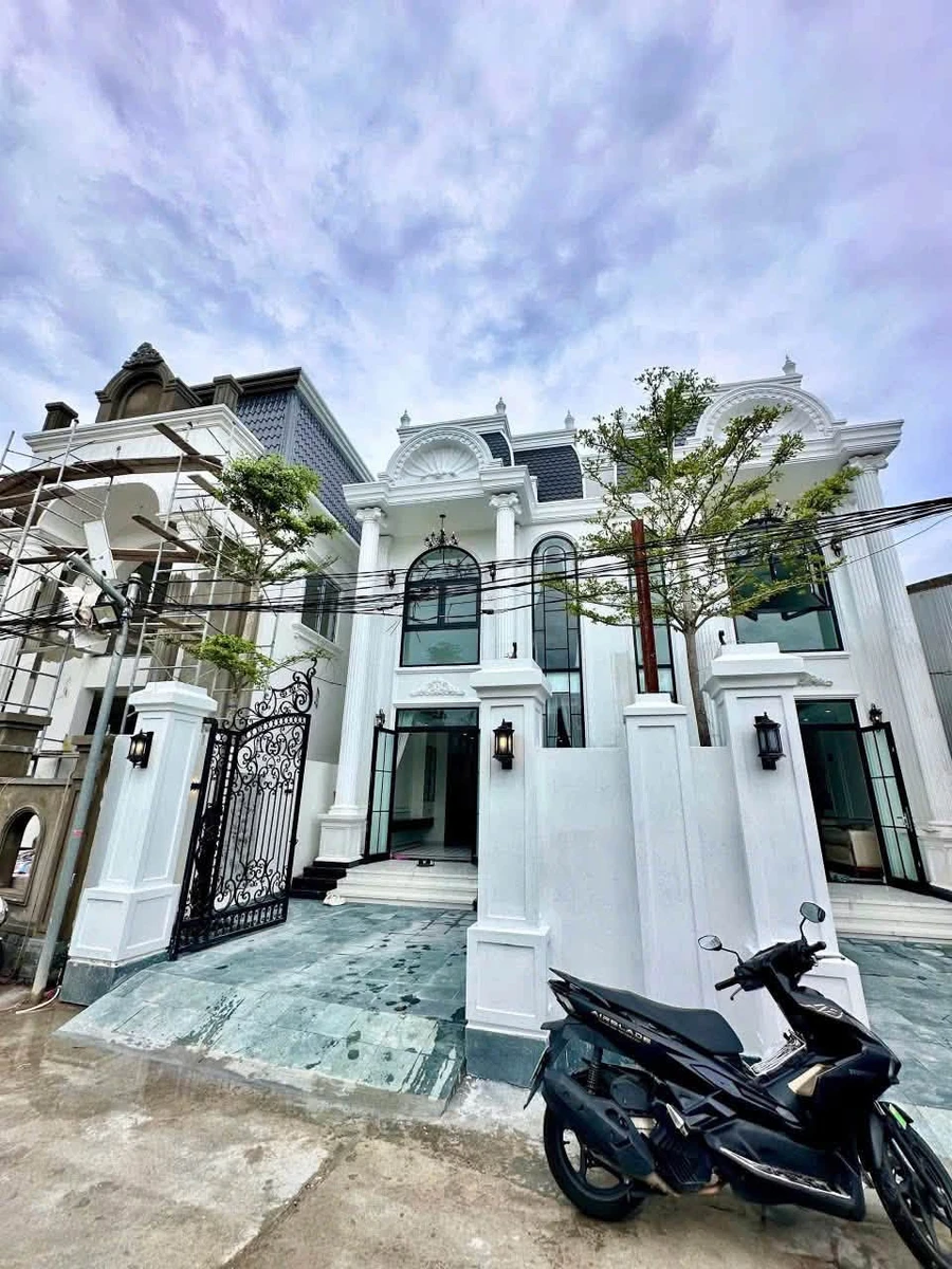 Bán villa tân cổ điển 120m² 3 phòng ngủ Huế 3,35 tỷ - Ảnh 1
