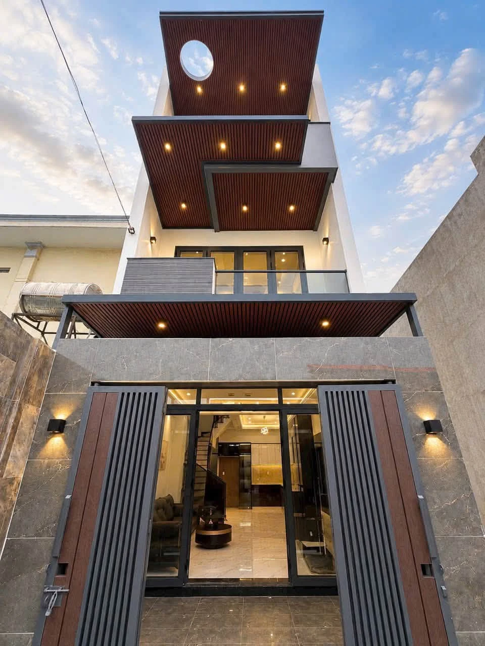 Bán nhà 3 lầu 190m² 5PN Biên Hòa Đồng Nai 3 tỷ 990 - Ảnh 1