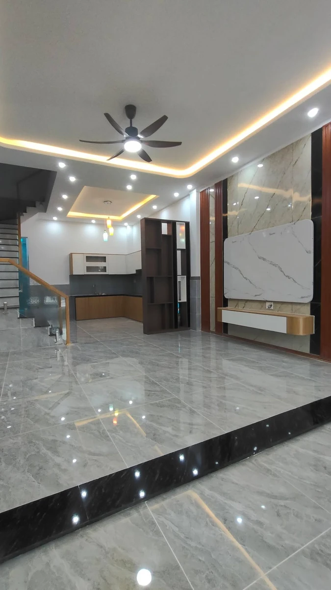 Bán nhà 3PN, 2WC, 90m2 gần Đồng Khởi, Quận 1 - Ảnh thu nhỏ 2