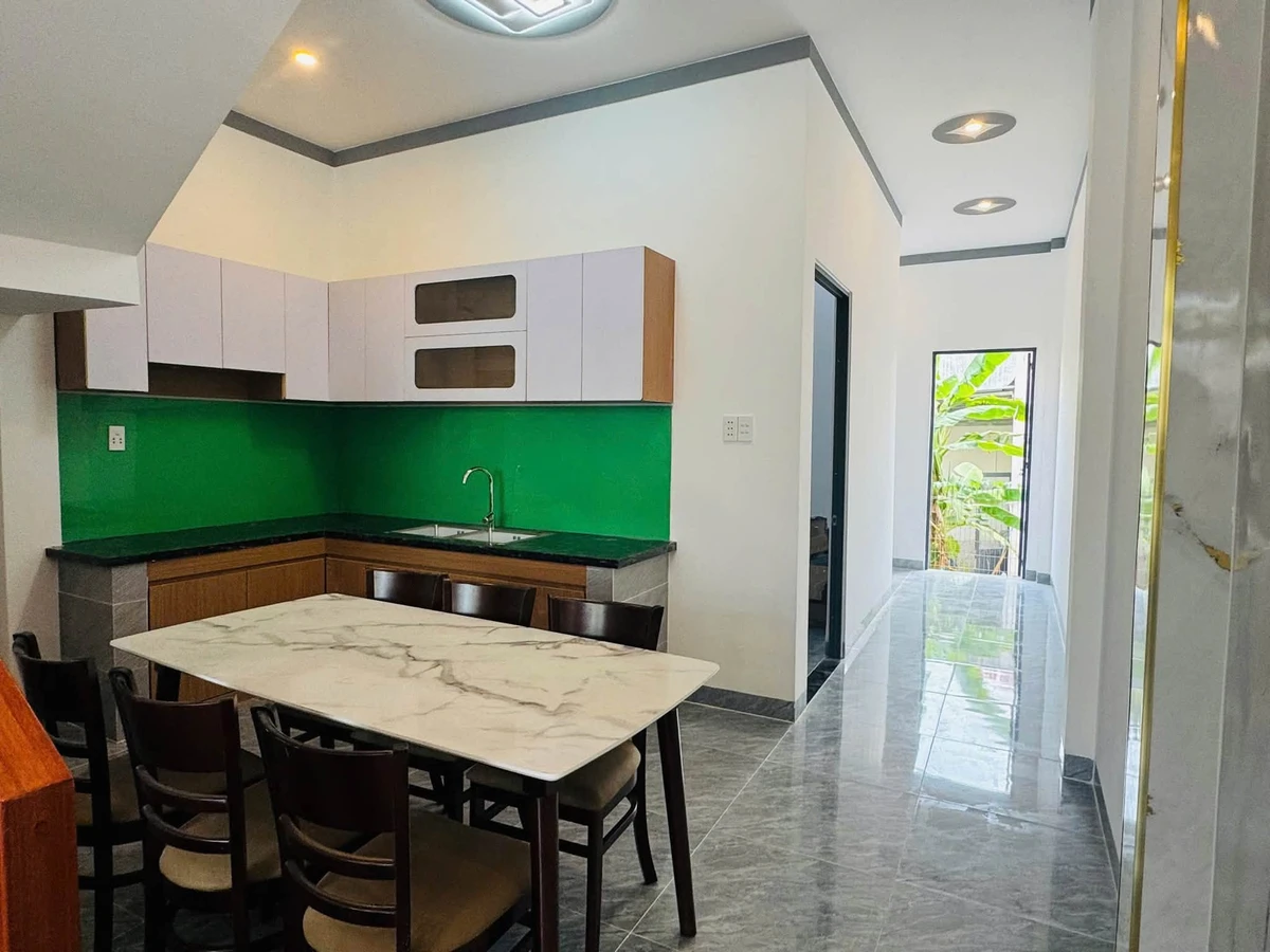 Bán nhà 1 trệt 1 lầu 3PN 97.4m² Hòa Lợi Bến Cát 2.35 tỷ - Ảnh thu nhỏ 3