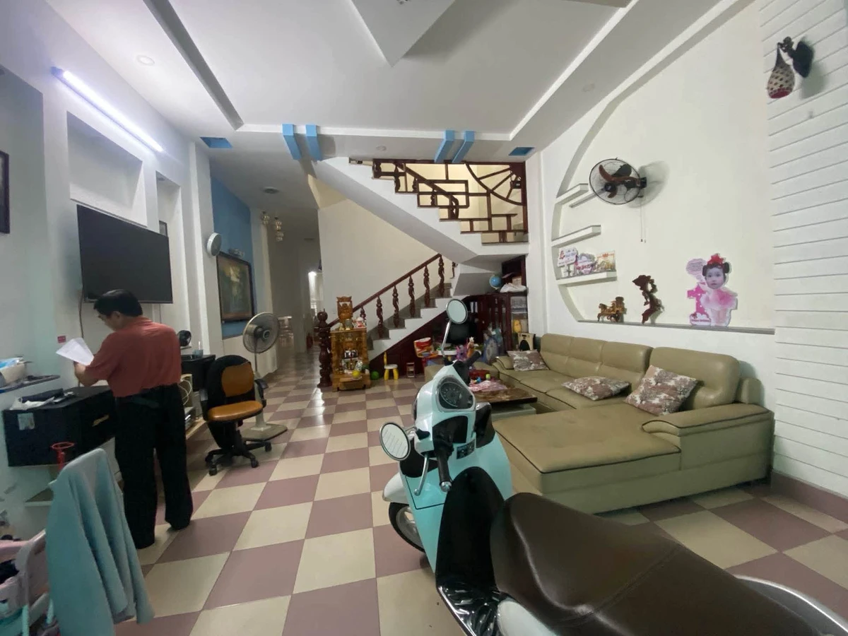 Bán nhà mặt tiền Đỗ Thúc Thịnh 135m2, 2.5 tầng, đường 7m5, giá hơn 8 tỷ - Ảnh 1