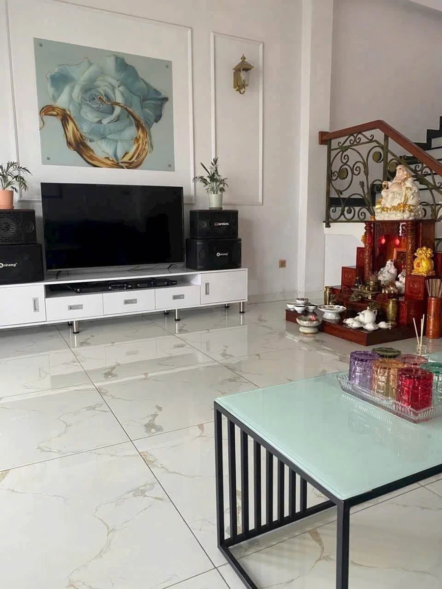 Bán nhà mặt tiền hẻm 152m² 4PN Nguyễn Thị Minh Khai 5.5 tỷ - Ảnh thu nhỏ 3