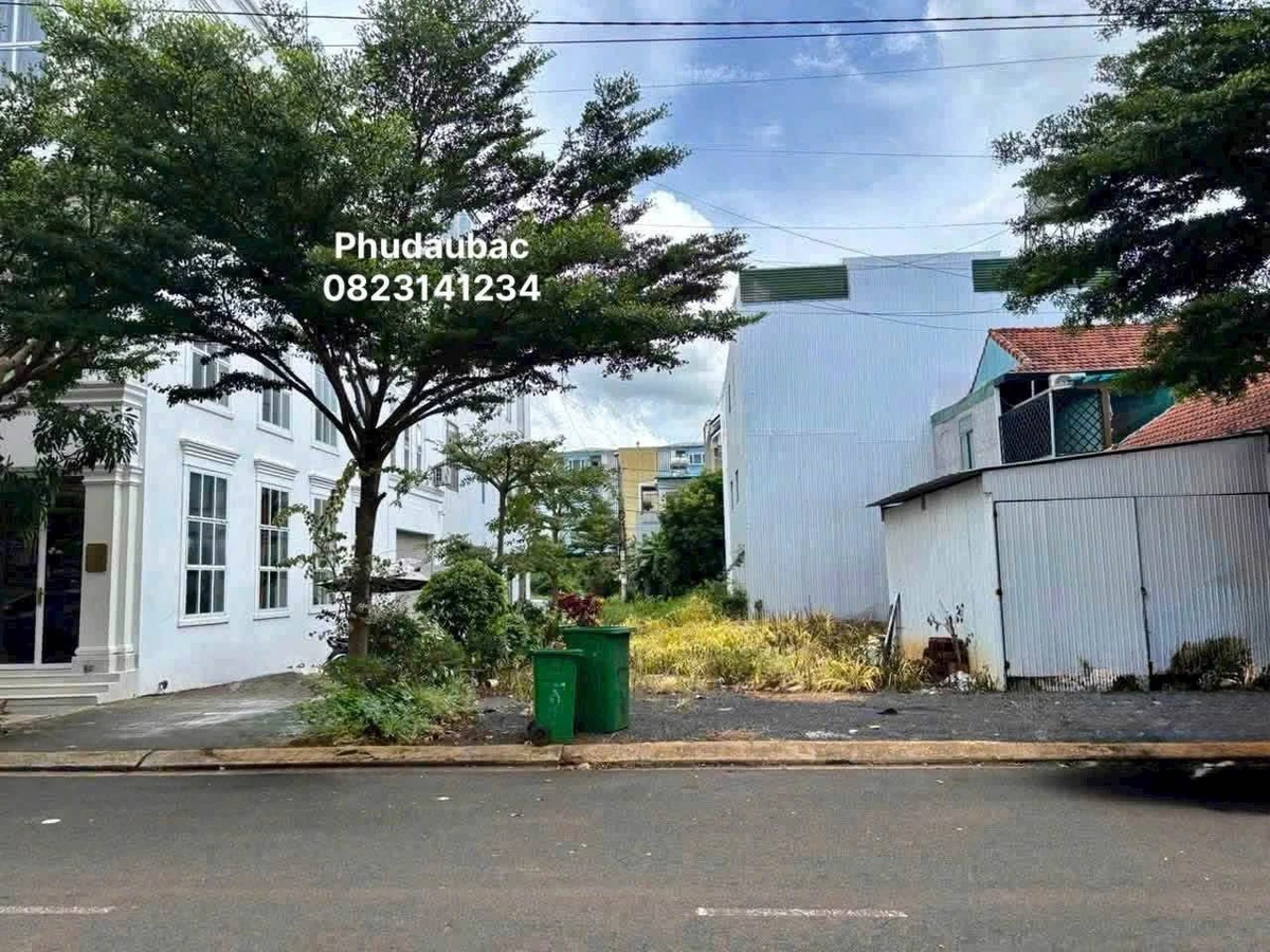 Bán đất 2 mặt tiền Phan Đăng Lưu 108m² - 12,9 tỷ - Ảnh 1