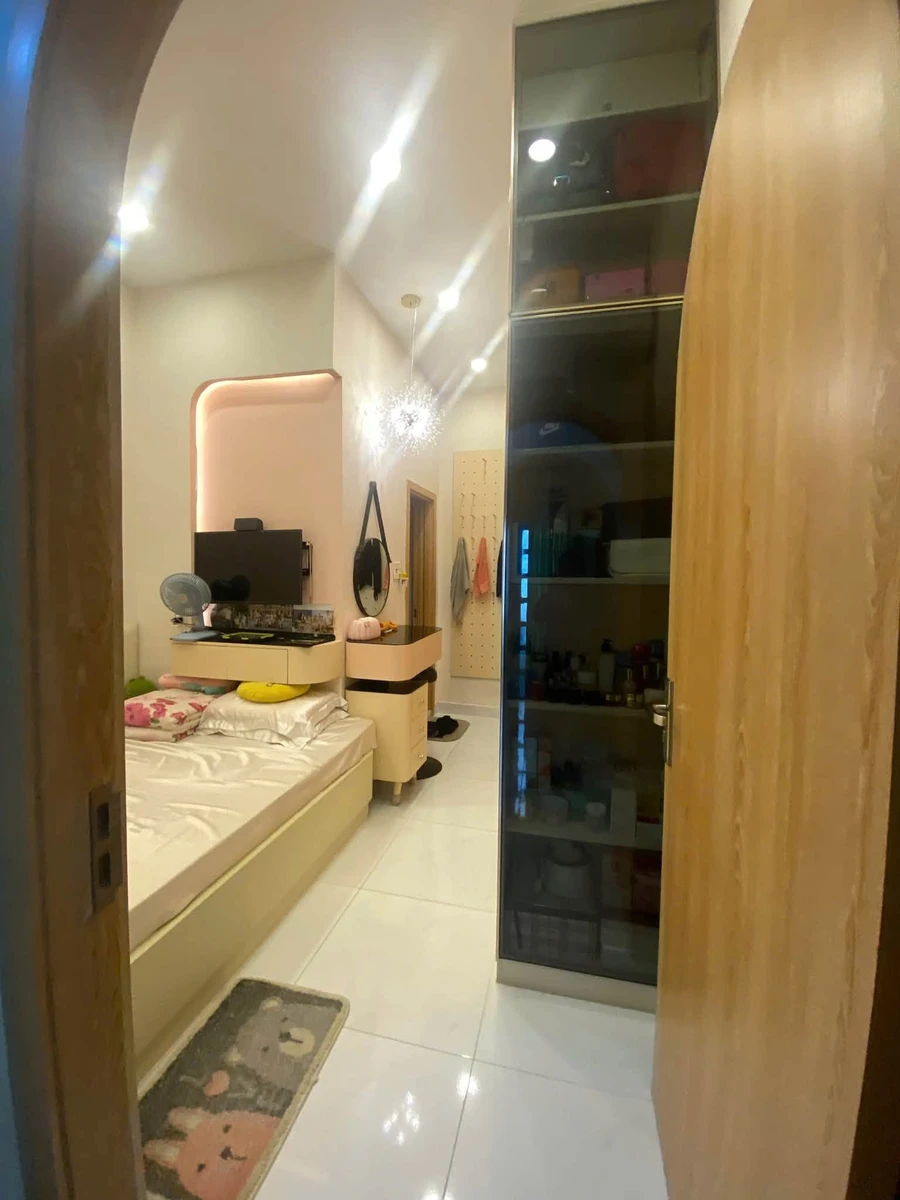 Bán nhà hẻm 4m Lê Hồng Phong, 28m2, 2 tầng 2PN, giá 5 tỷ - Ảnh thu nhỏ 3