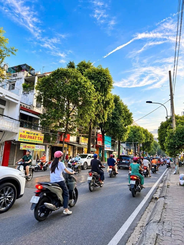 Bán nhà mặt tiền 3 tầng 37m2 Quy Nhơn 4 tỷ 380 triệu 249m2
