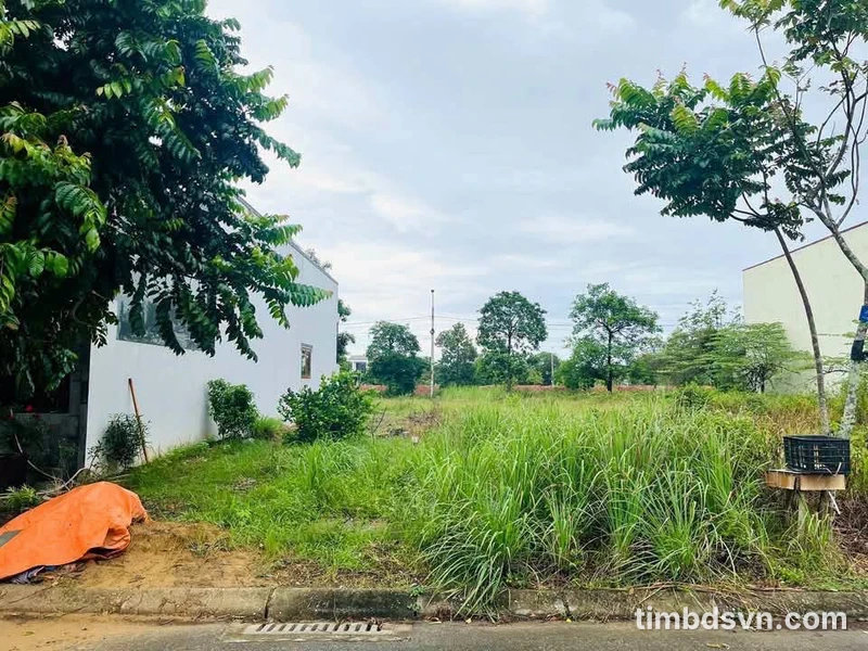 Bán nhà mặt tiền Hồ Tùng Mậu 8x19m 1.4 tỷ