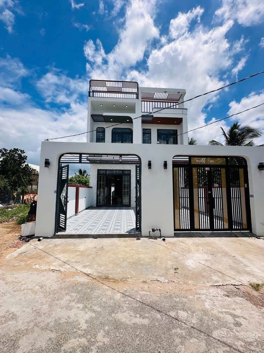 Bán nhà phố 4x30m 4 phòng ngủ gần Gia Bảo, Long An - Ảnh thu nhỏ 2