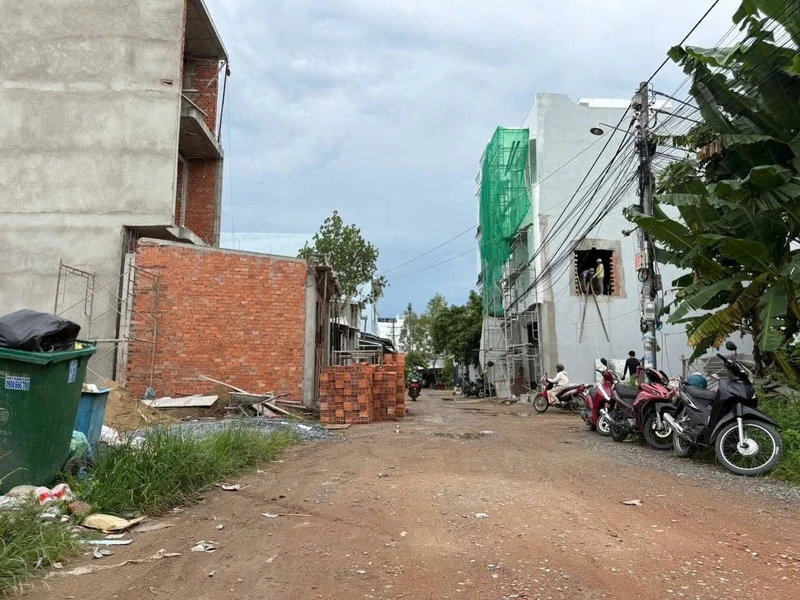 Nền đất bán KDC Dầu Khí Bình Thủy, Cần Thơ, 80m²